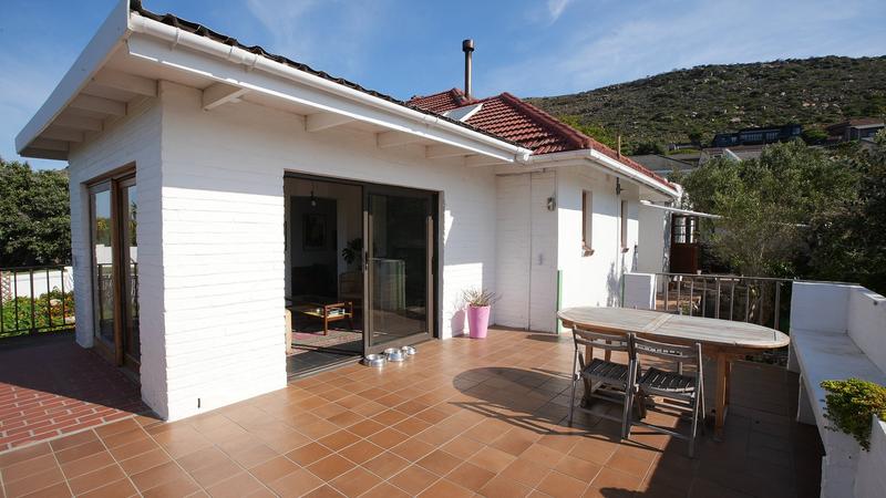 4 Bedroom Property for Sale in Fish Hoek Western Cape